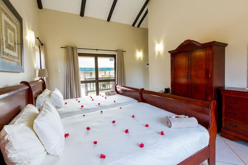 Zulu Nyala Game Lodge Глуглуве Екстер'єр фото