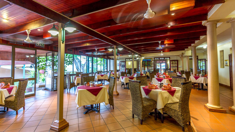 Zulu Nyala Game Lodge Глуглуве Екстер'єр фото