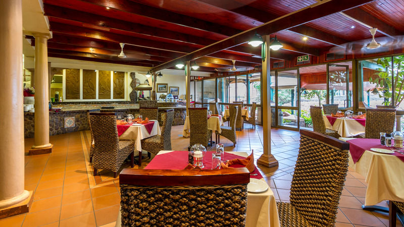 Zulu Nyala Game Lodge Глуглуве Екстер'єр фото