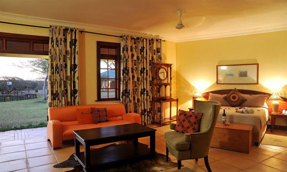 Zulu Nyala Game Lodge Глуглуве Екстер'єр фото